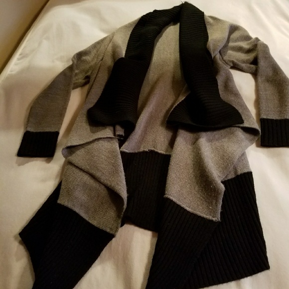 S long, knit cardigan, grey with black trim - Picture 2 of 3